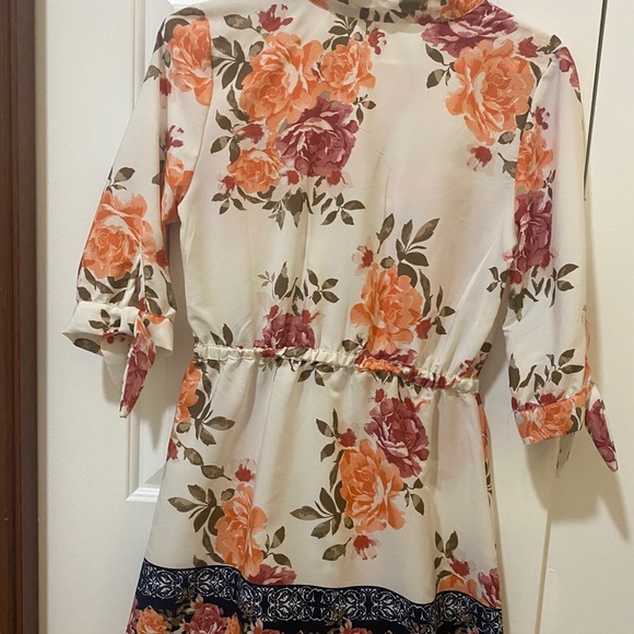 Sold - Picture 3 of 4